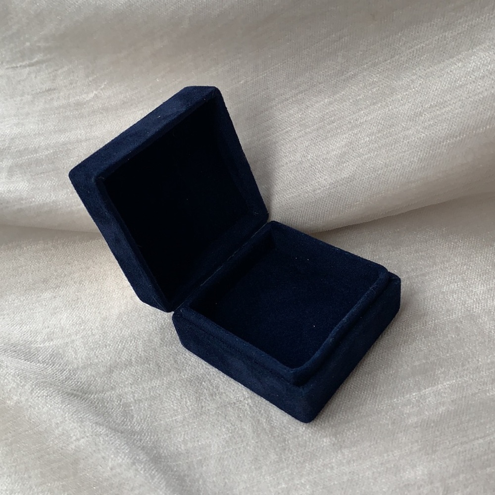 Made in Italy Jewelry Box - Picture 4 of 7